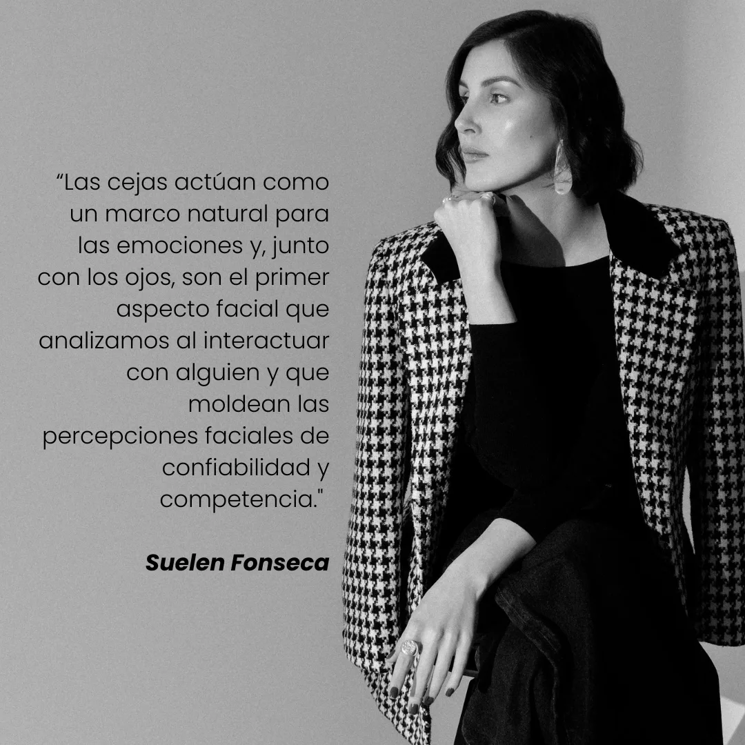 ¿Te has mirado al espejo y sentido que tus cejas no reflejan todo el potencial de tu mirada? Muchas mujeres en Barcelona comparten esta preocupación. Descubre cómo en Haus Clinic, con la asesoría de la experta Suelen Fonseca, ofrecemos soluciones personalizadas para transformar tus cejas y realzar tu belleza natural.